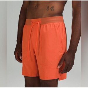 Lululemon License to Train Linerless Short 7" Men Small Warm‎ Coral Athletic Gym